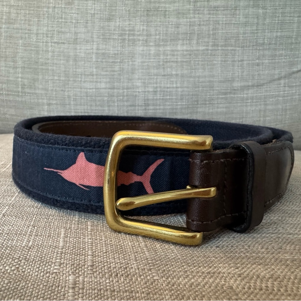Vineyard Vines Swordfish Belt with Gold Buckle
